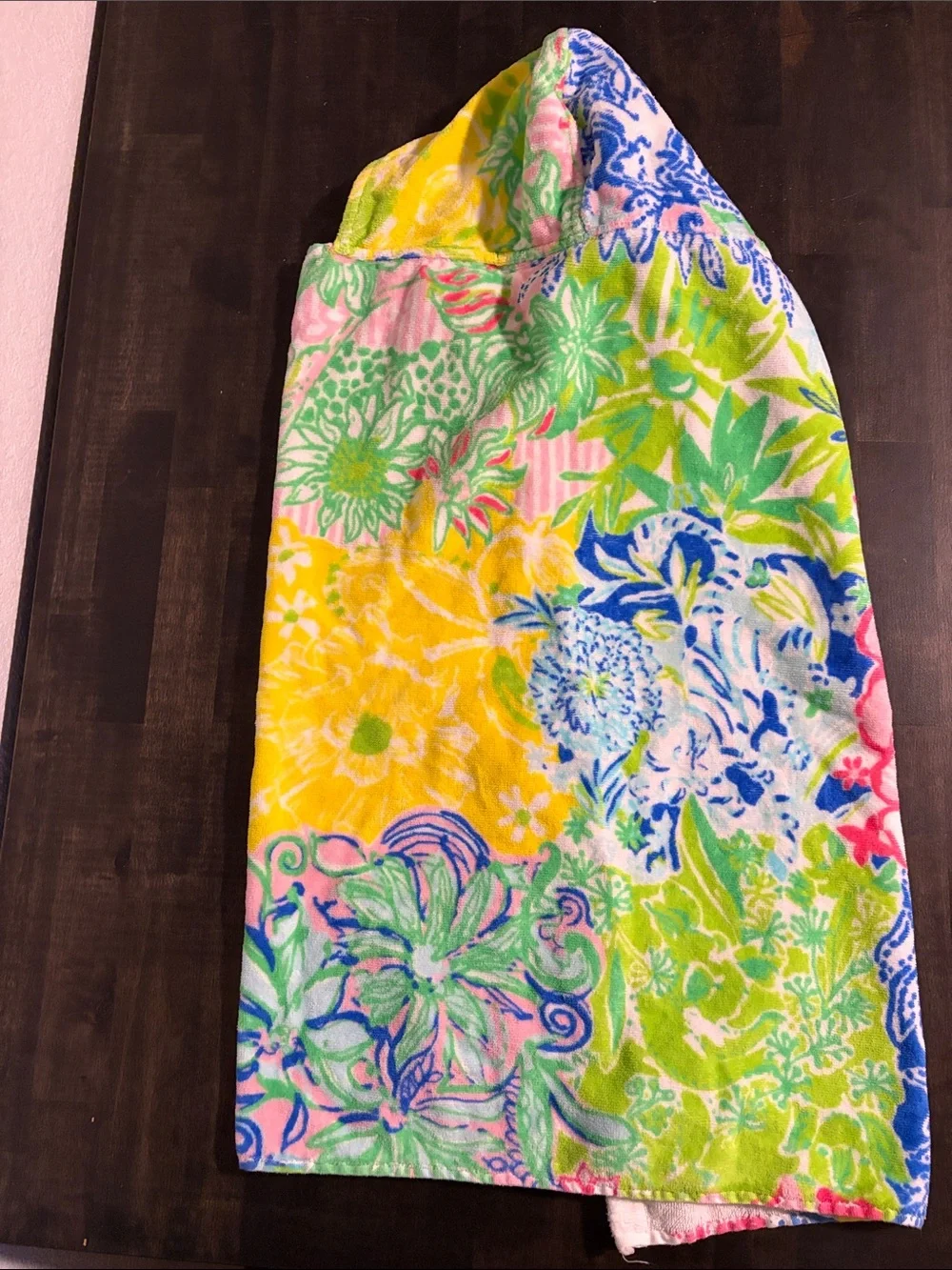 Pottery Barn Kids Lily Pulitzer Multi Color Hooded Towel Floral & Foxes